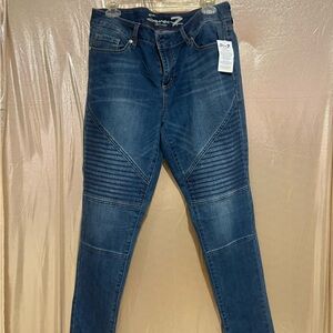 Ladies seven7 jeans